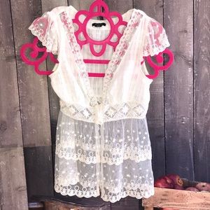 Ivory Philosophy Lace Top Girls Sz M EUC
